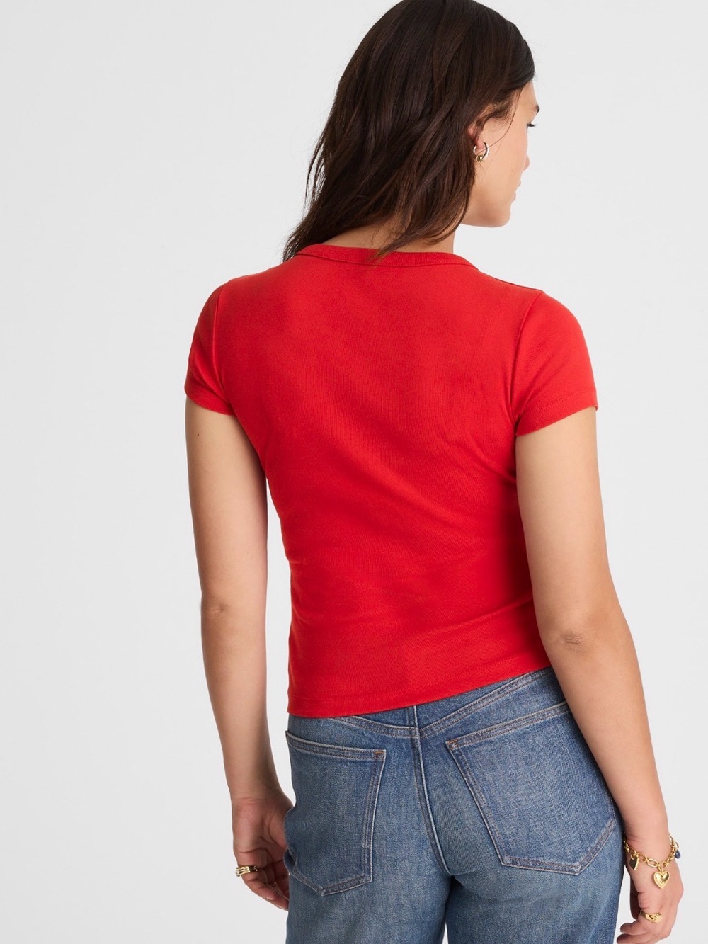 Madewell The 90s V-Neck Baby Tee in
Compact Cotton